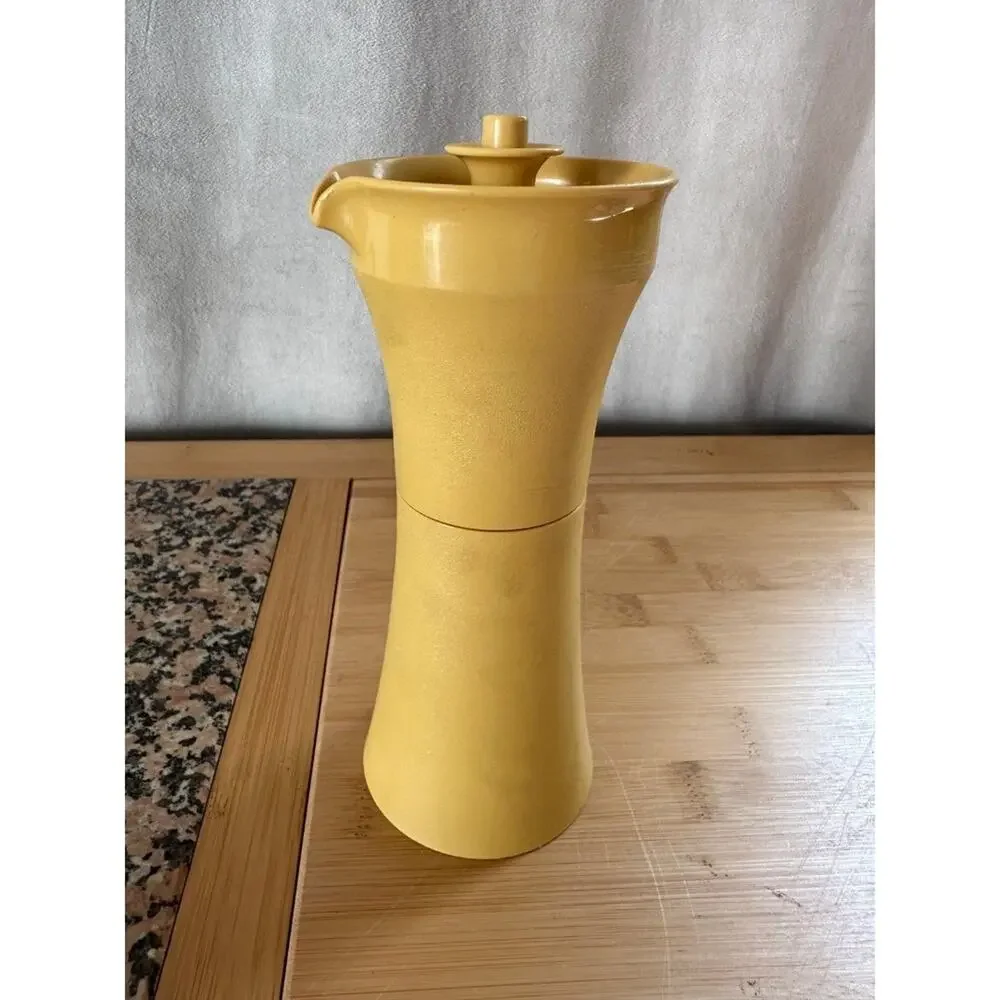 TUPPERWARE Vintage Oil and Vinegar Cruet Harvest Gold